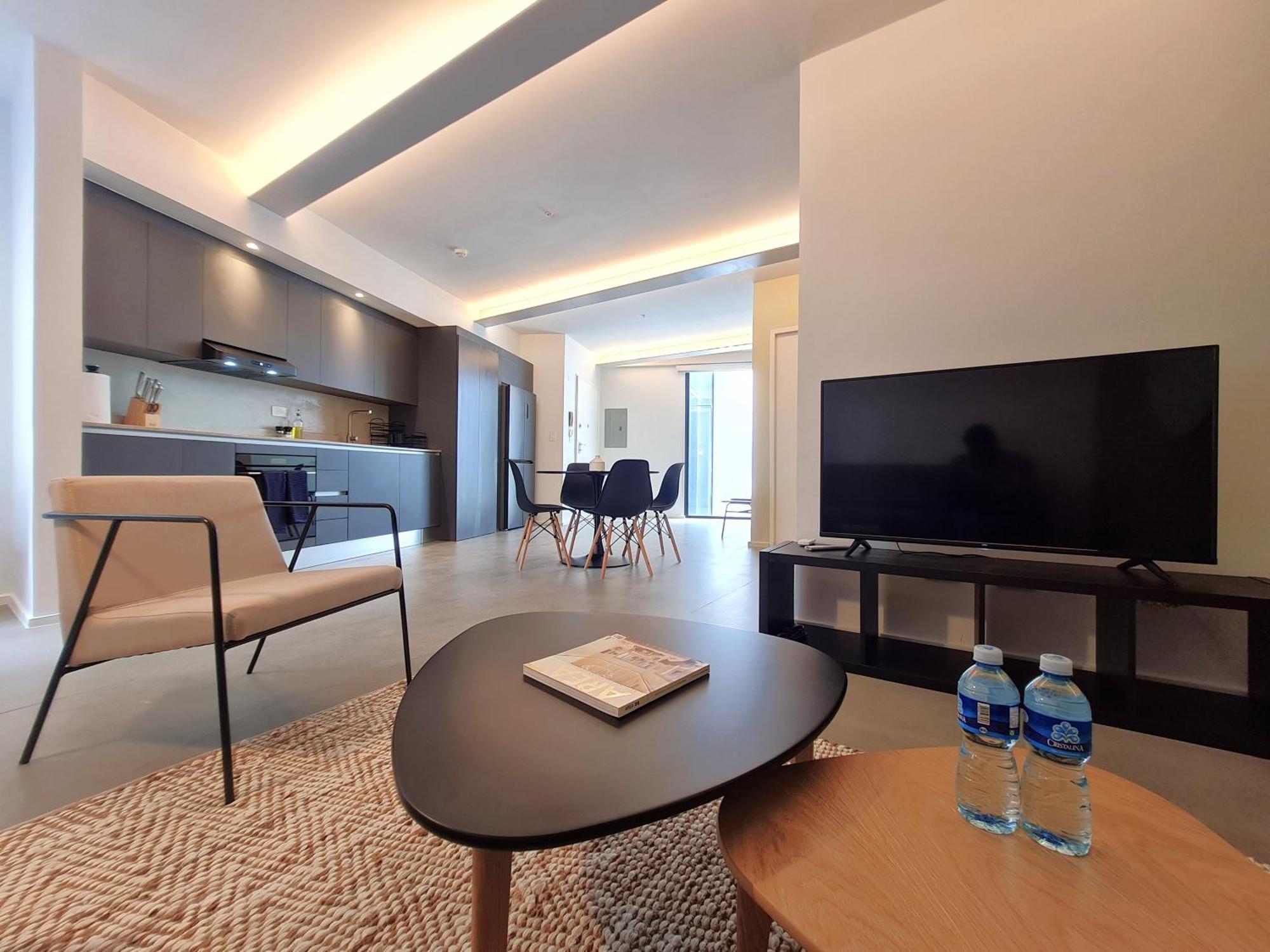Charming 2br With Pool In Casco Antiguo *
